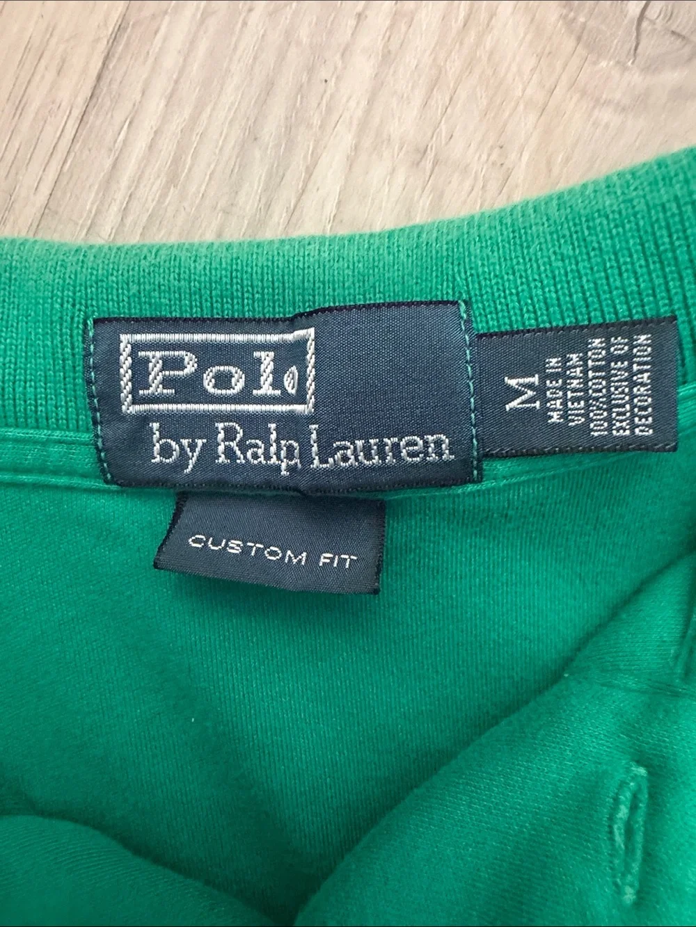 Vintage Ralph Lauren Polo Custom Fit  Green Silver Label Polo.  Sz M